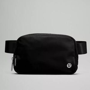 Everywhere Belt Bag